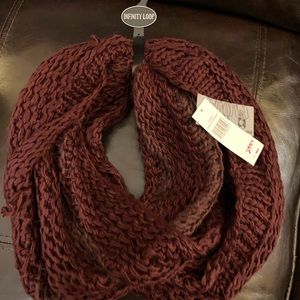 Women’s winter scarf